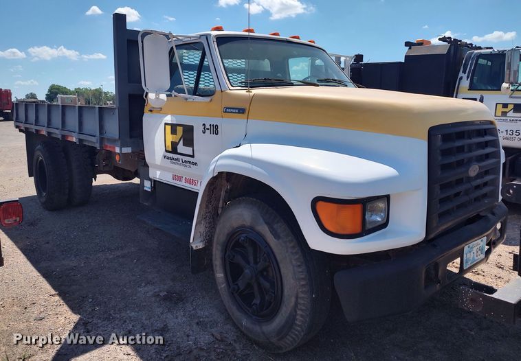 image for item JX9255 1996 Ford F700  dump flatbed truck