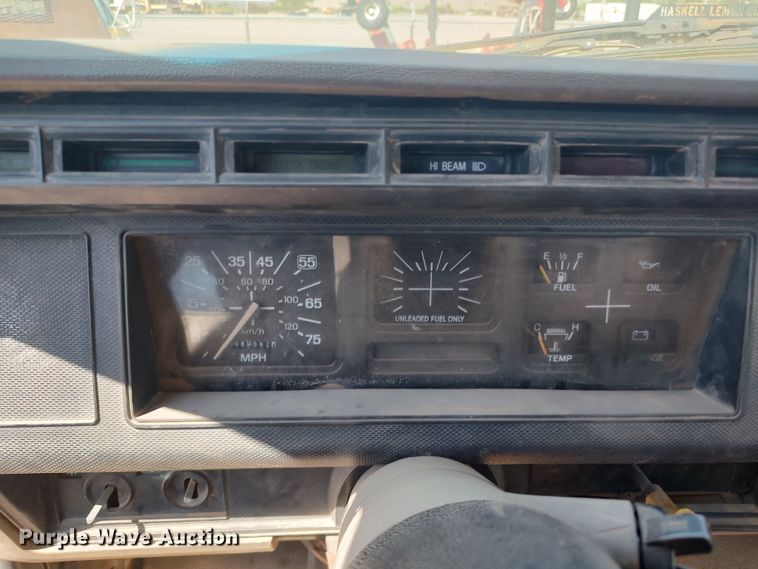 image for item JX9255 1996 Ford F700  dump flatbed truck