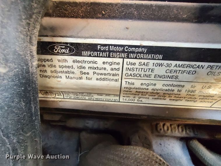 image for item JX9255 1996 Ford F700  dump flatbed truck