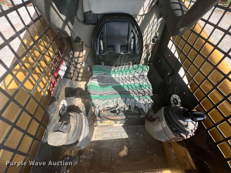 image for item JX9451 2003 Caterpillar 277  tracked skid steer loader