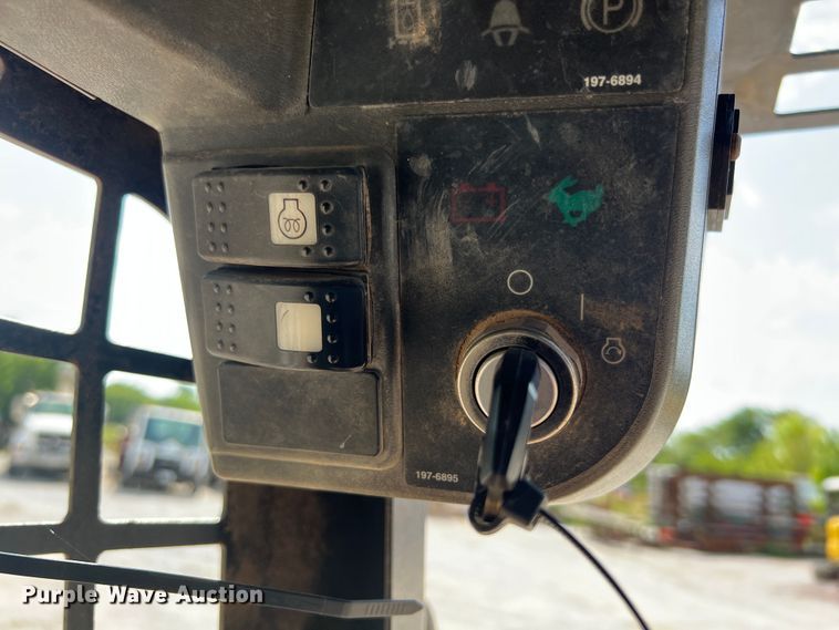 image for item JX9451 2003 Caterpillar 277  tracked skid steer loader