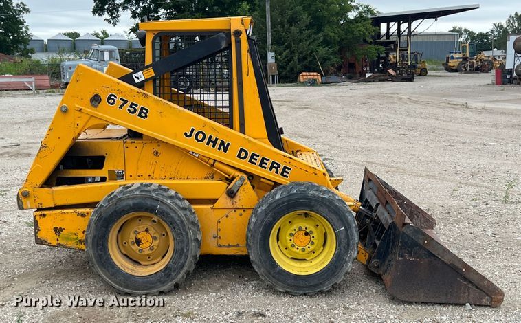 image for item JX9454 John Deere 675B  skid steer loader