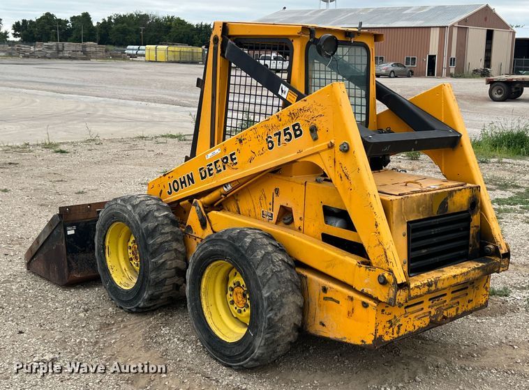 image for item JX9454 John Deere 675B  skid steer loader