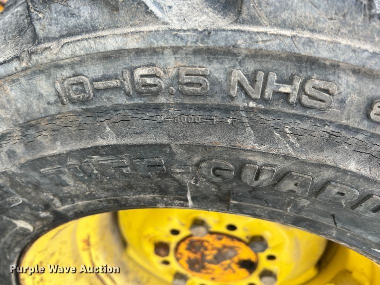 image for item JX9454 John Deere 675B  skid steer loader