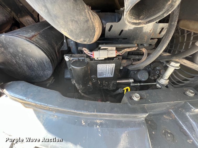 image for item JX9492 2018 Bobcat E35  mini excavator