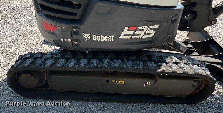 image for item JX9492 2018 Bobcat E35  mini excavator