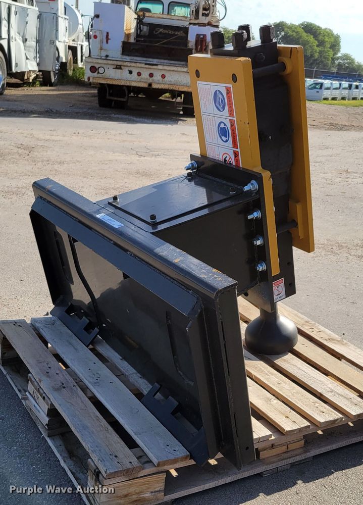 Agrotk skid steer post driver in Waterloo, NE Item JZ9177 sold