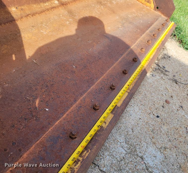 image for item JZ9190 Case  skid steer bucket