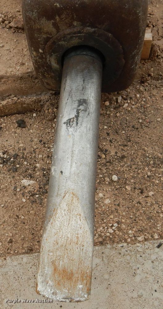 image for item KC9737 Kent KF-27  breaker