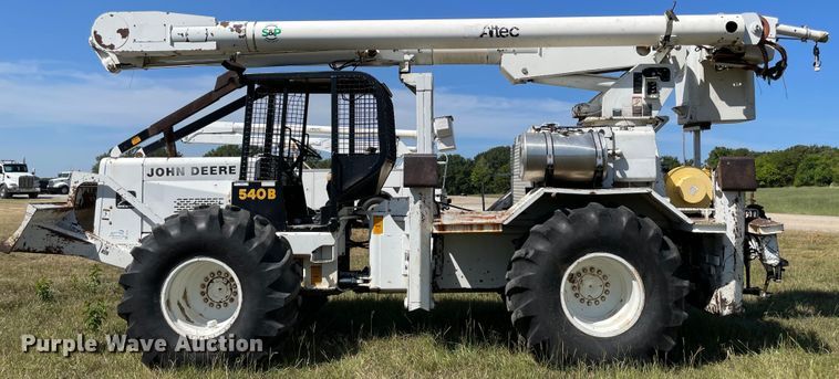 image for item KE9322 1997 John Deere 540B  skidder