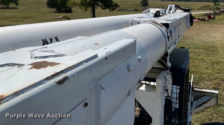 image for item KE9322 1997 John Deere 540B  skidder