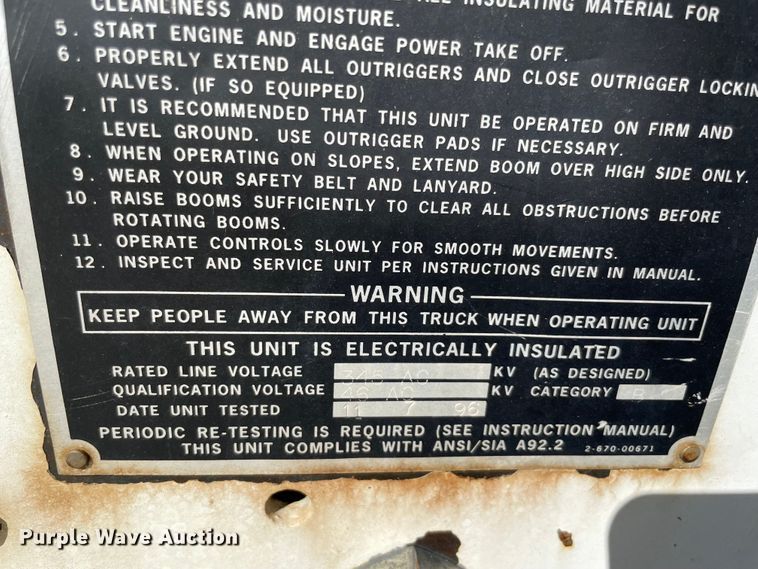 image for item KE9322 1997 John Deere 540B  skidder