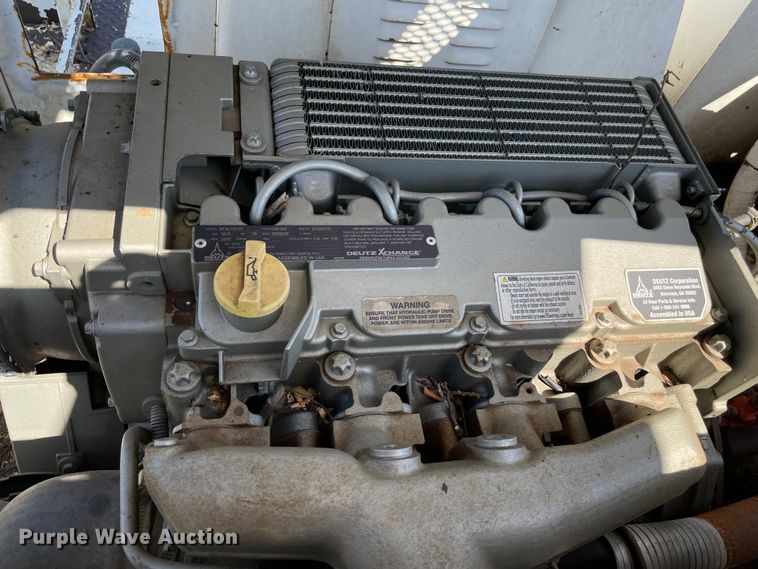 image for item KE9322 1997 John Deere 540B  skidder