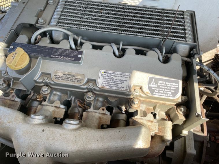 image for item KE9322 1997 John Deere 540B  skidder