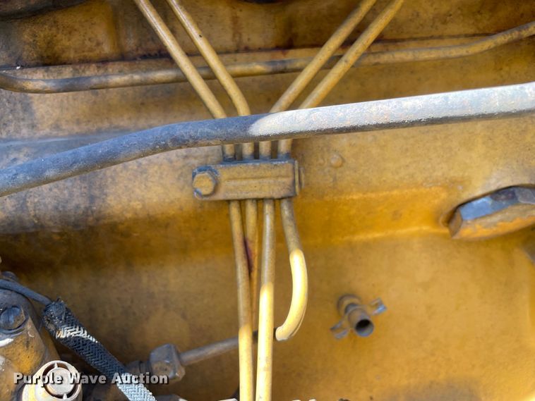 image for item KE9322 1997 John Deere 540B  skidder