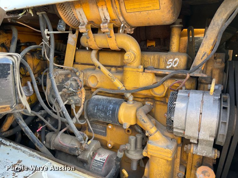 image for item KE9322 1997 John Deere 540B  skidder