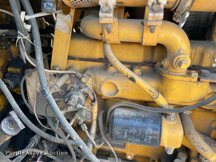 image for item KE9322 1997 John Deere 540B  skidder