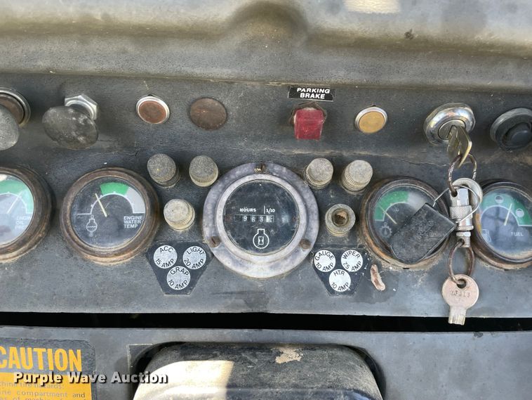 image for item KE9322 1997 John Deere 540B  skidder