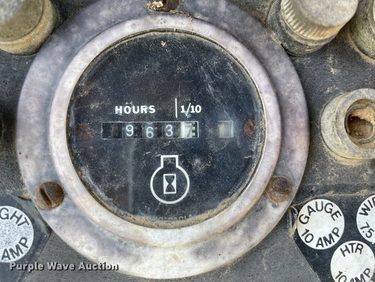 image for item KE9322 1997 John Deere 540B  skidder