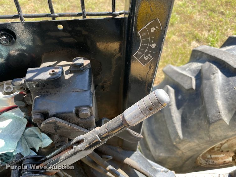 image for item KE9322 1997 John Deere 540B  skidder