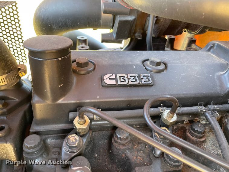 image for item KE9323 2000 Vermeer BC1000  wood chipper