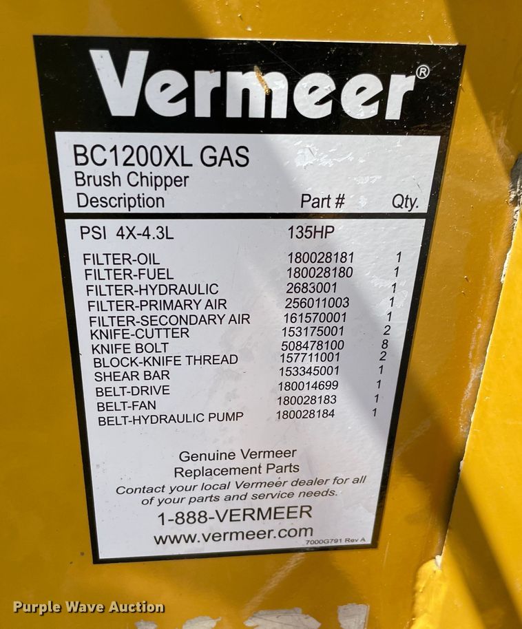 image for item KE9324 2017 Vermeer BC1200XL  wood chipper