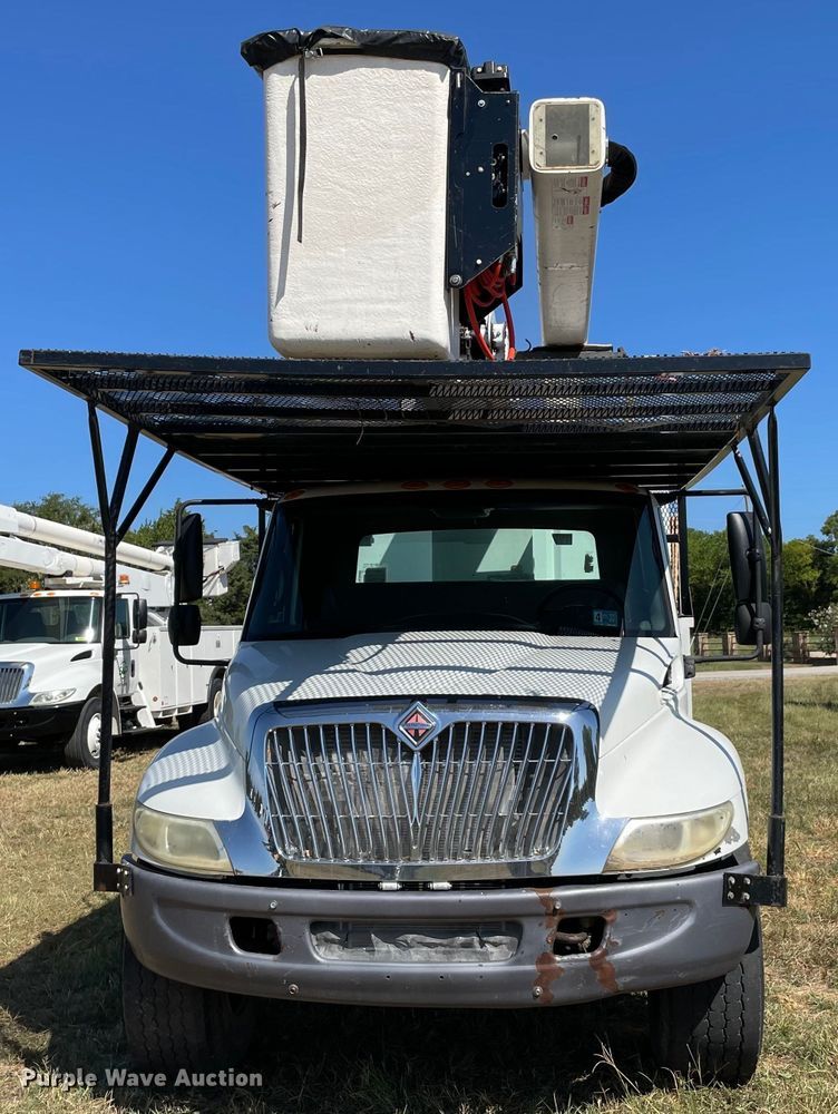 image for item KE9325 2008 International 4300  forestry bucket truck