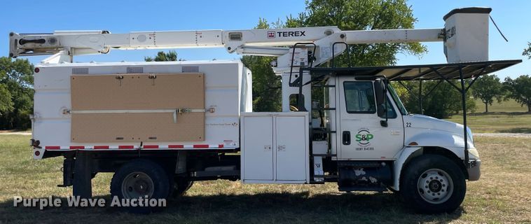image for item KE9325 2008 International 4300  forestry bucket truck