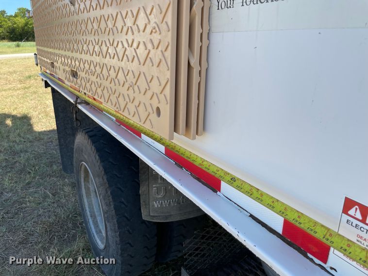 image for item KE9325 2008 International 4300  forestry bucket truck