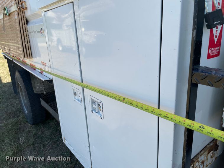 image for item KE9325 2008 International 4300  forestry bucket truck