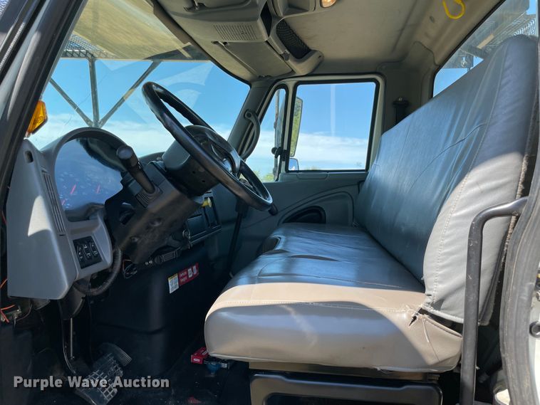 image for item KE9325 2008 International 4300  forestry bucket truck