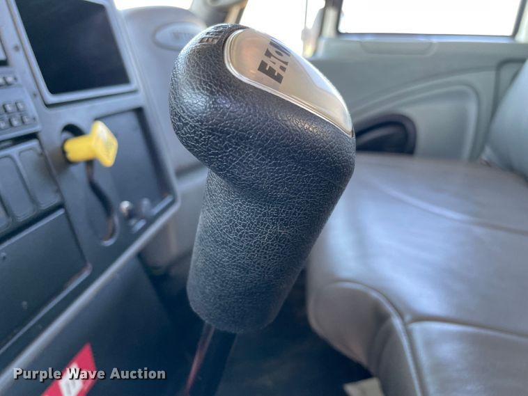 image for item KE9325 2008 International 4300  forestry bucket truck