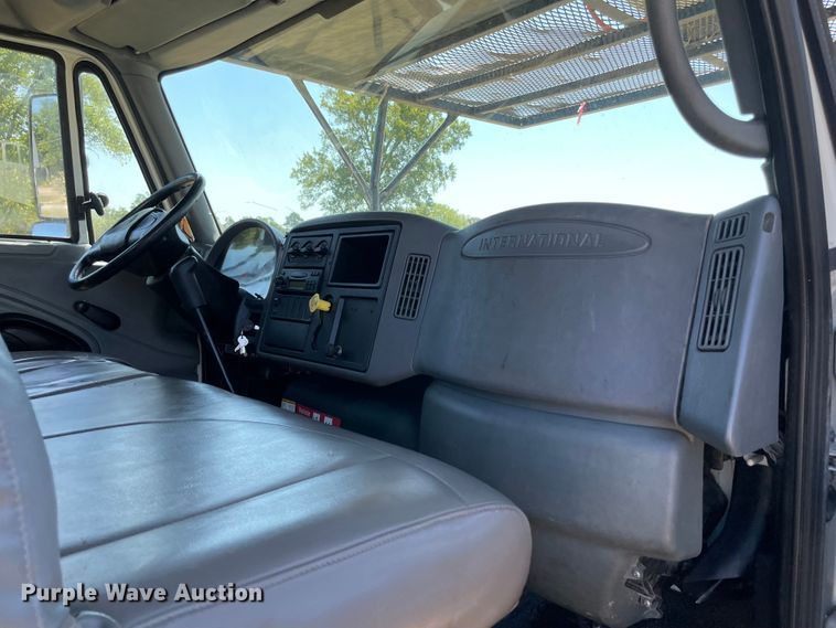 image for item KE9325 2008 International 4300  forestry bucket truck