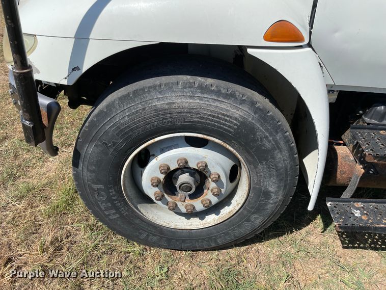 image for item KE9325 2008 International 4300  forestry bucket truck