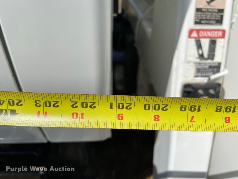 image for item KE9326 2008 International 4300  bucket truck