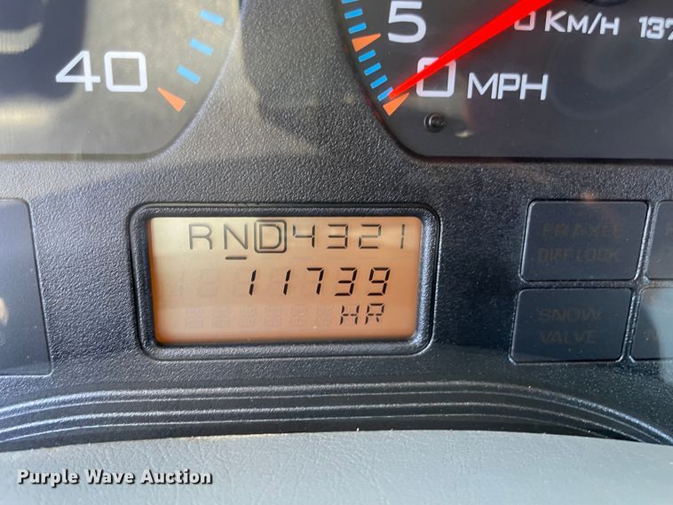 image for item KE9326 2008 International 4300  bucket truck