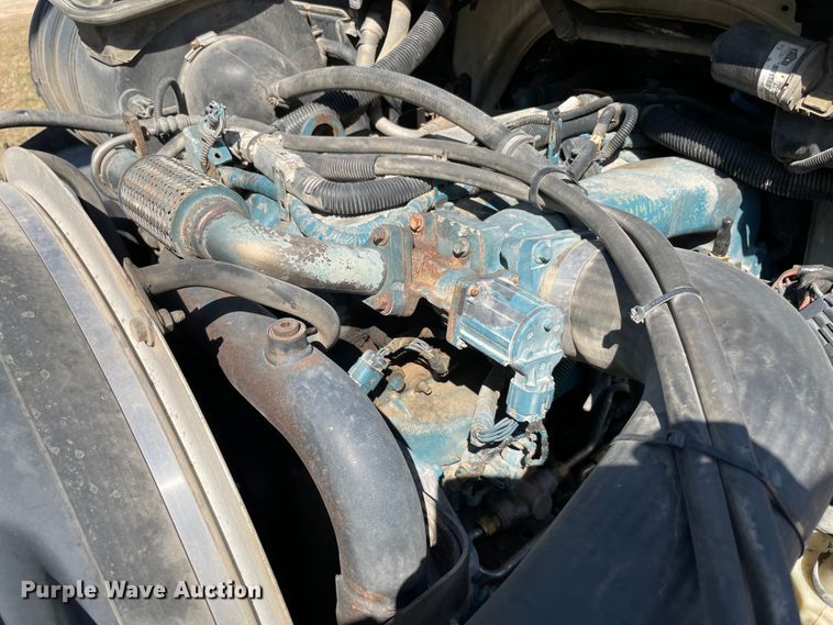 image for item KE9326 2008 International 4300  bucket truck