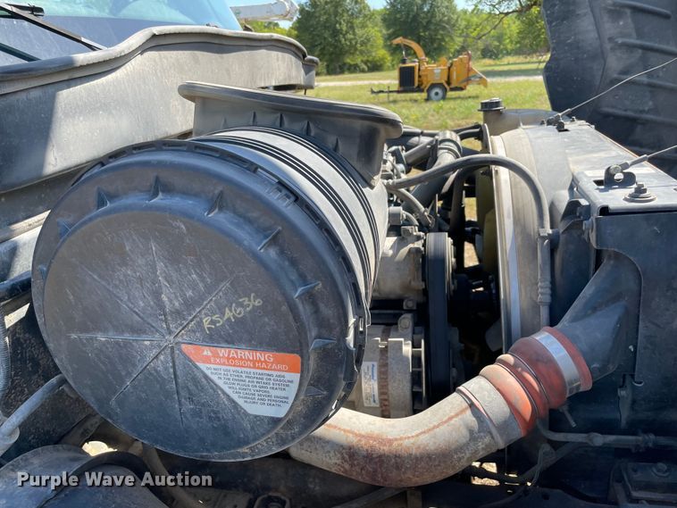 image for item KE9326 2008 International 4300  bucket truck