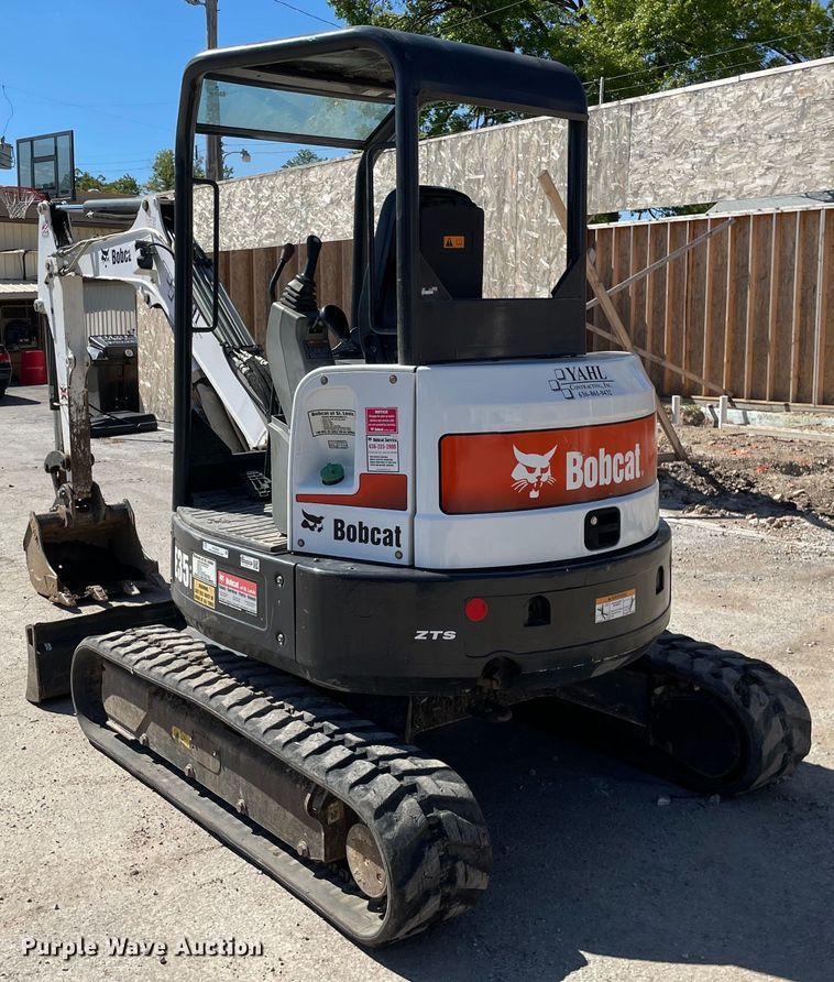 image for item KF9547 2015 Bobcat E35i  mini excavator