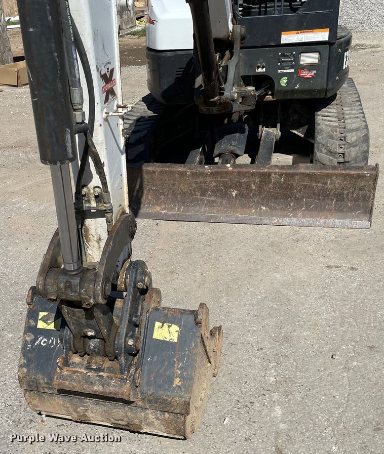 image for item KF9547 2015 Bobcat E35i  mini excavator