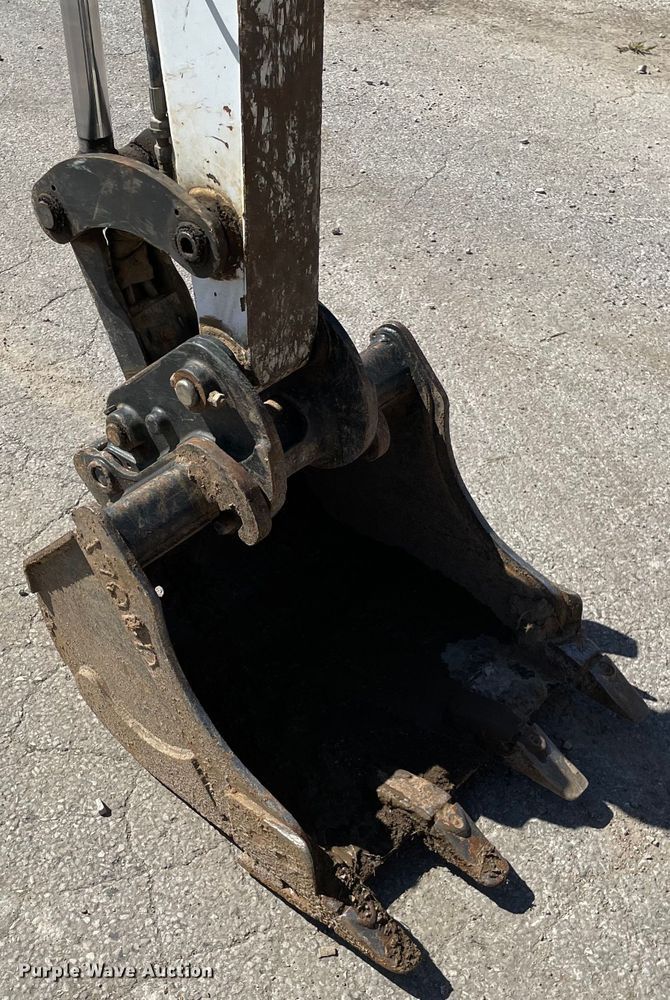 image for item KF9547 2015 Bobcat E35i  mini excavator