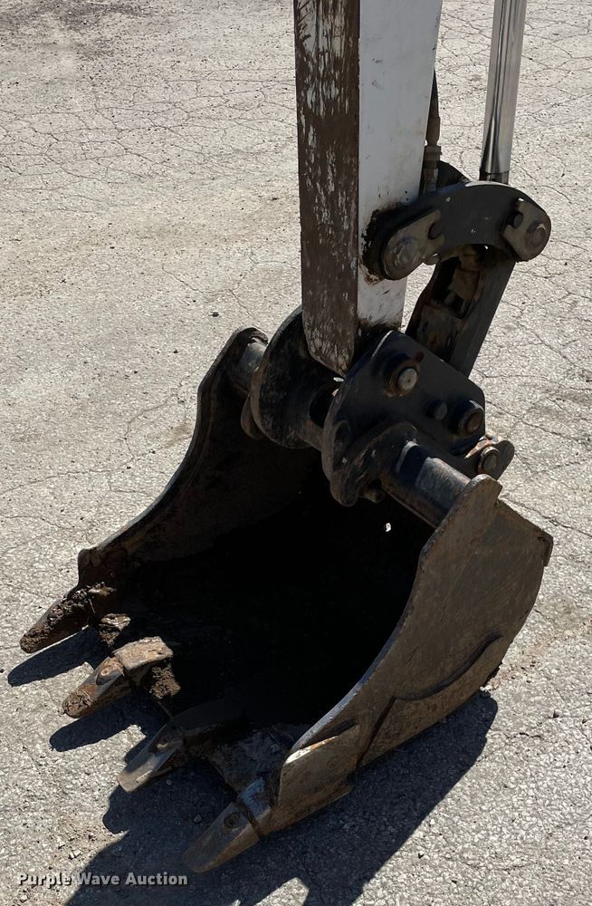 image for item KF9547 2015 Bobcat E35i  mini excavator