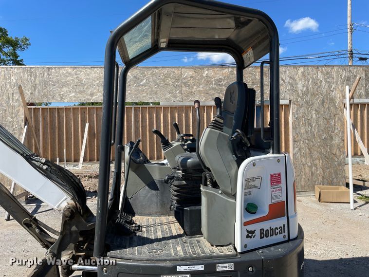 image for item KF9547 2015 Bobcat E35i  mini excavator