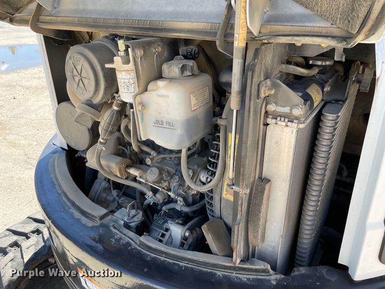 image for item KF9547 2015 Bobcat E35i  mini excavator