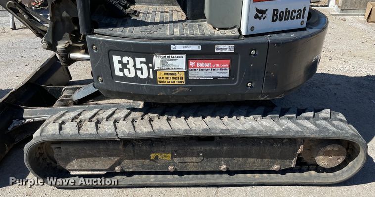 image for item KF9547 2015 Bobcat E35i  mini excavator