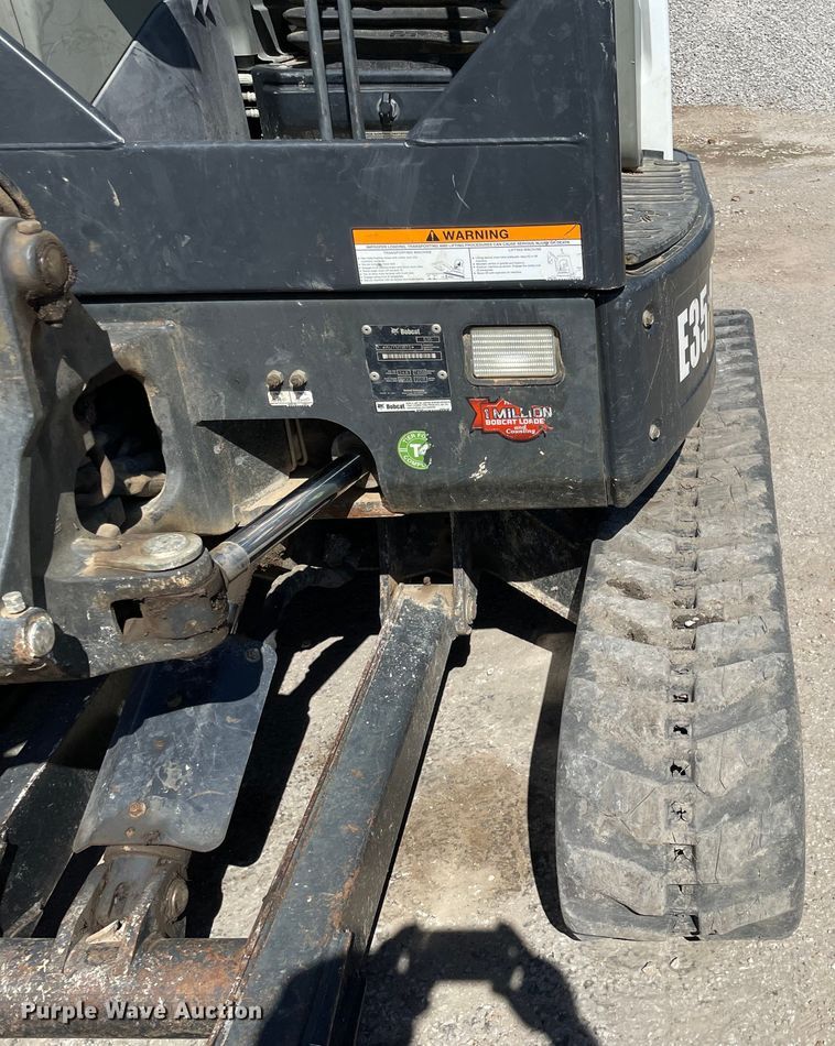 image for item KF9547 2015 Bobcat E35i  mini excavator