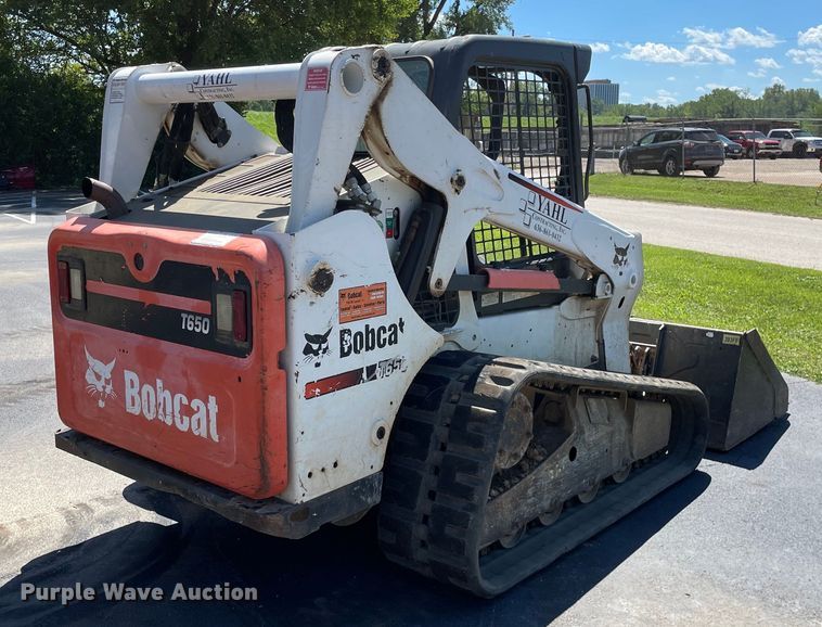 image for item KF9552 2015 Bobcat T650  tracked skid steer loader