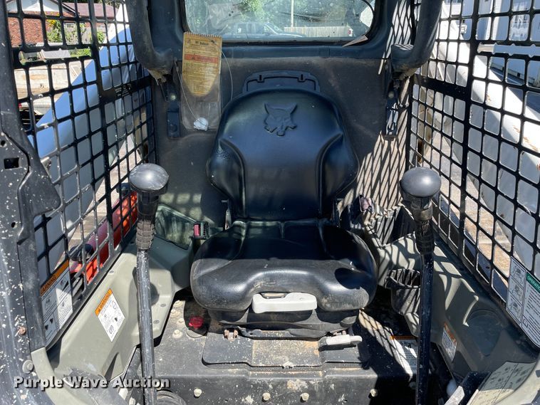 image for item KF9552 2015 Bobcat T650  tracked skid steer loader