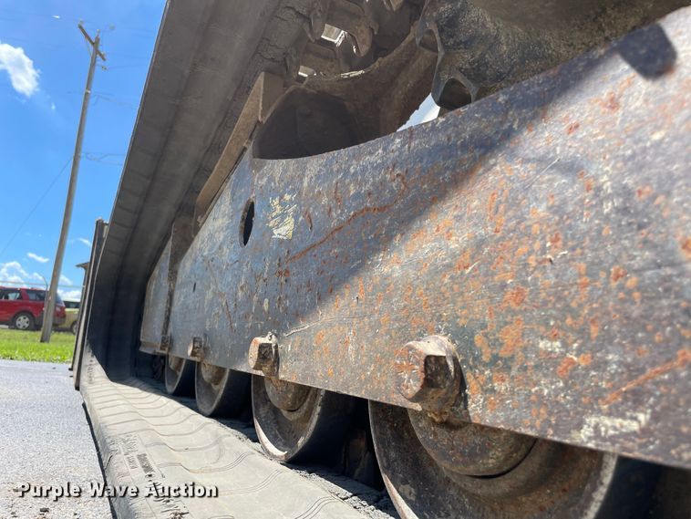 image for item KF9552 2015 Bobcat T650  tracked skid steer loader