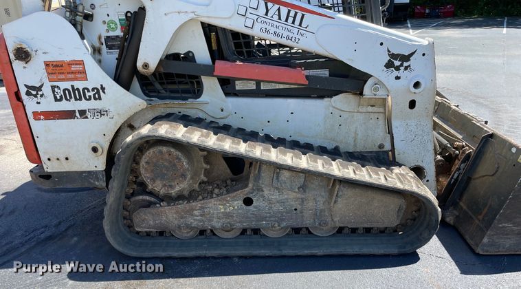 image for item KF9552 2015 Bobcat T650  tracked skid steer loader